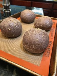 Grain-free hamburger buns with sesame seeds